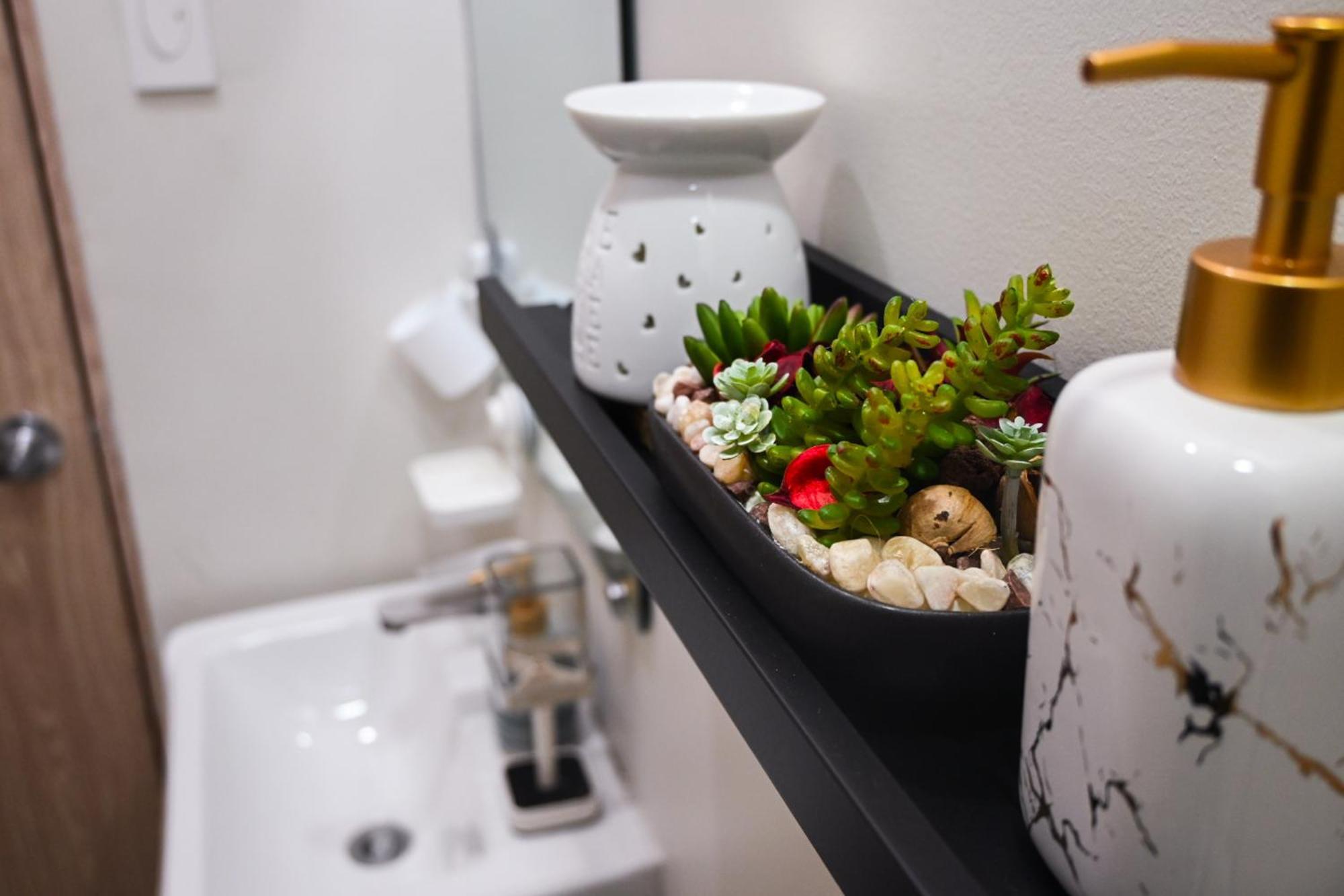 Casa Salcedo - Field Residences Paranaque City エクステリア 写真