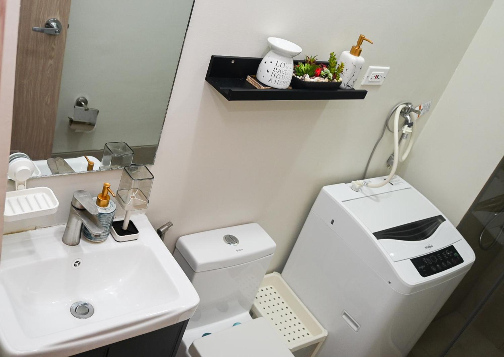 Casa Salcedo - Field Residences Paranaque City エクステリア 写真